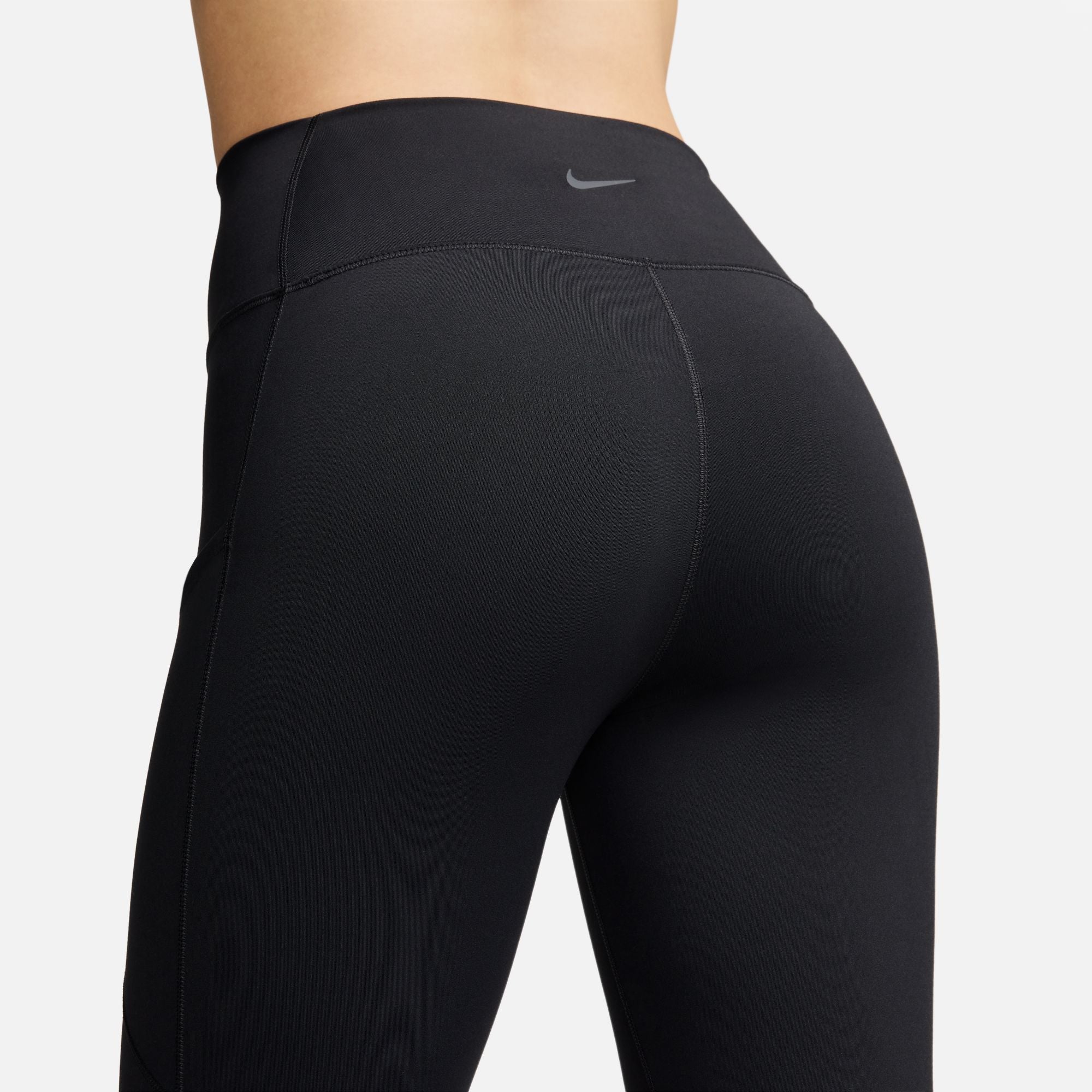 Nike Women's High-Waisted 7/8 Leggings with Pockets - Black/Black